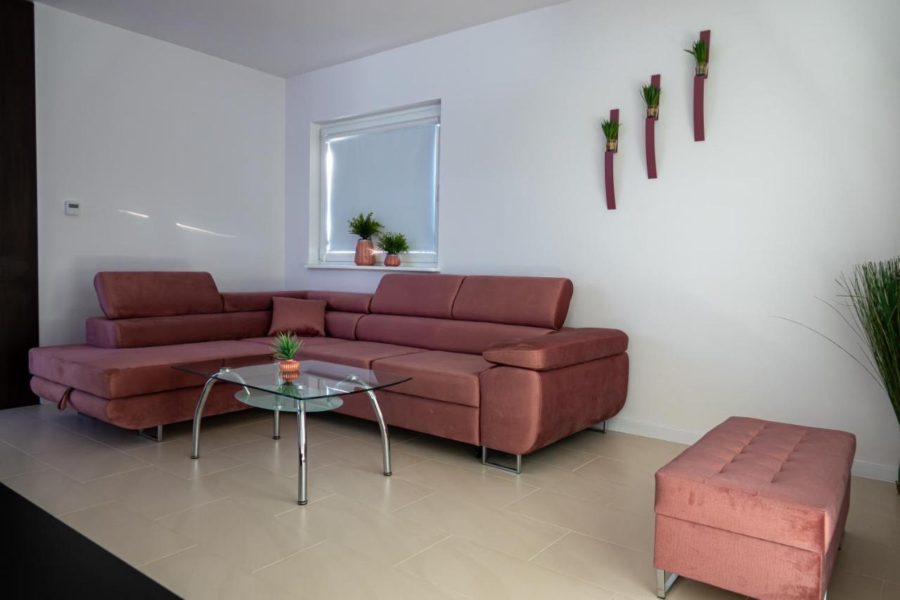 Apartament Przy Parku Z Duzym Tarasem ,Prywatny Parking Apartamento Świnoujście Exterior foto