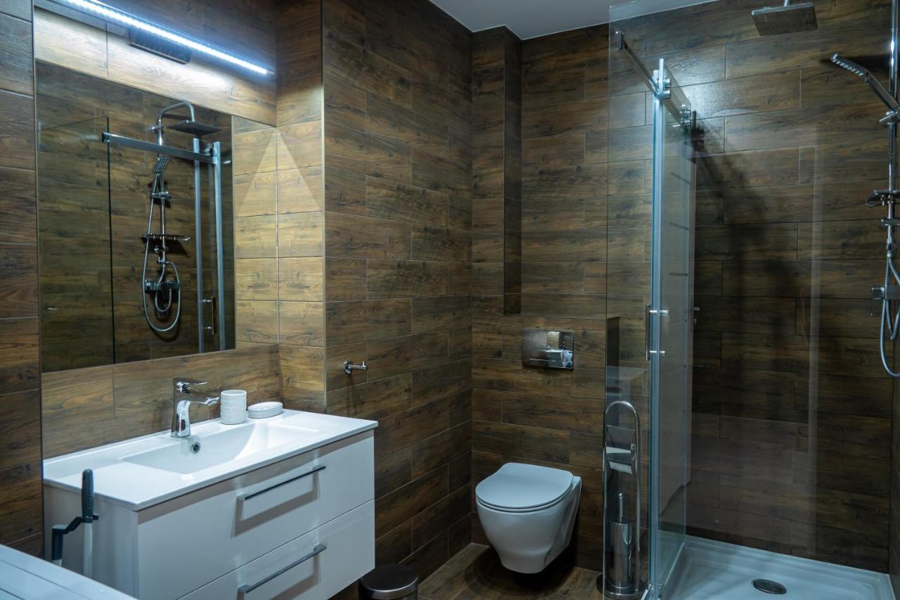 Apartament Przy Parku Z Duzym Tarasem ,Prywatny Parking Apartamento Świnoujście Exterior foto